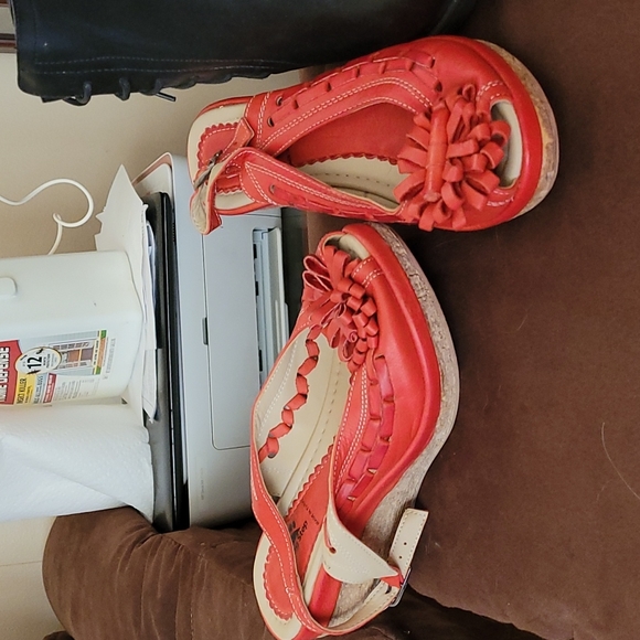 Shoes - Picture 2 of 2